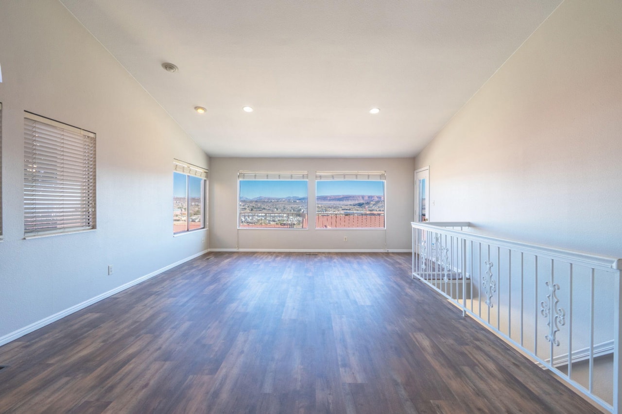 161 W 950  S #V1 St George, UT 84770 home for sale, MLS#25-267701 - Erika Rogers Photo 20