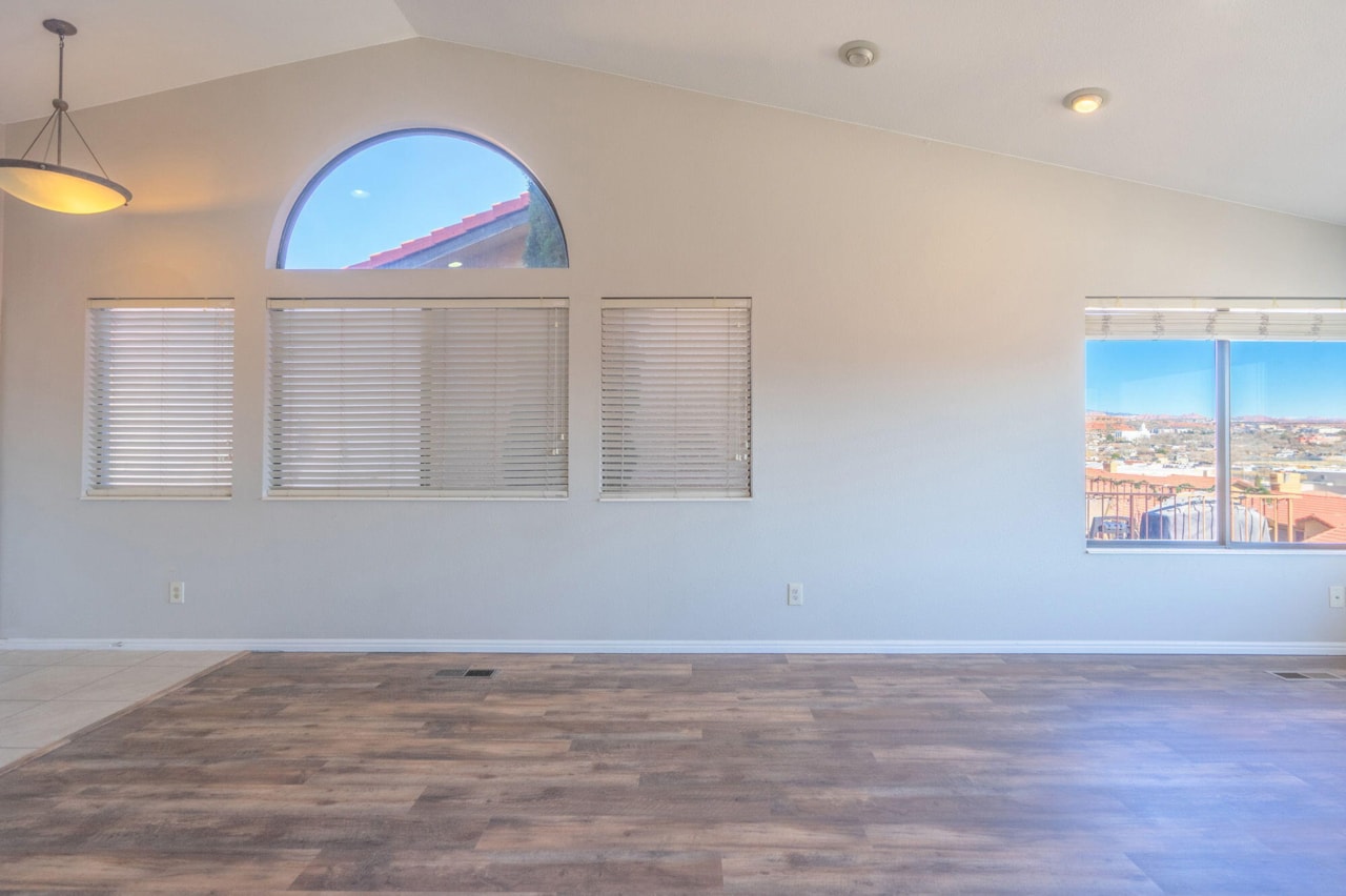 161 W 950  S #V1 St George, UT 84770 home for sale, MLS#25-267701 - Erika Rogers Photo 36