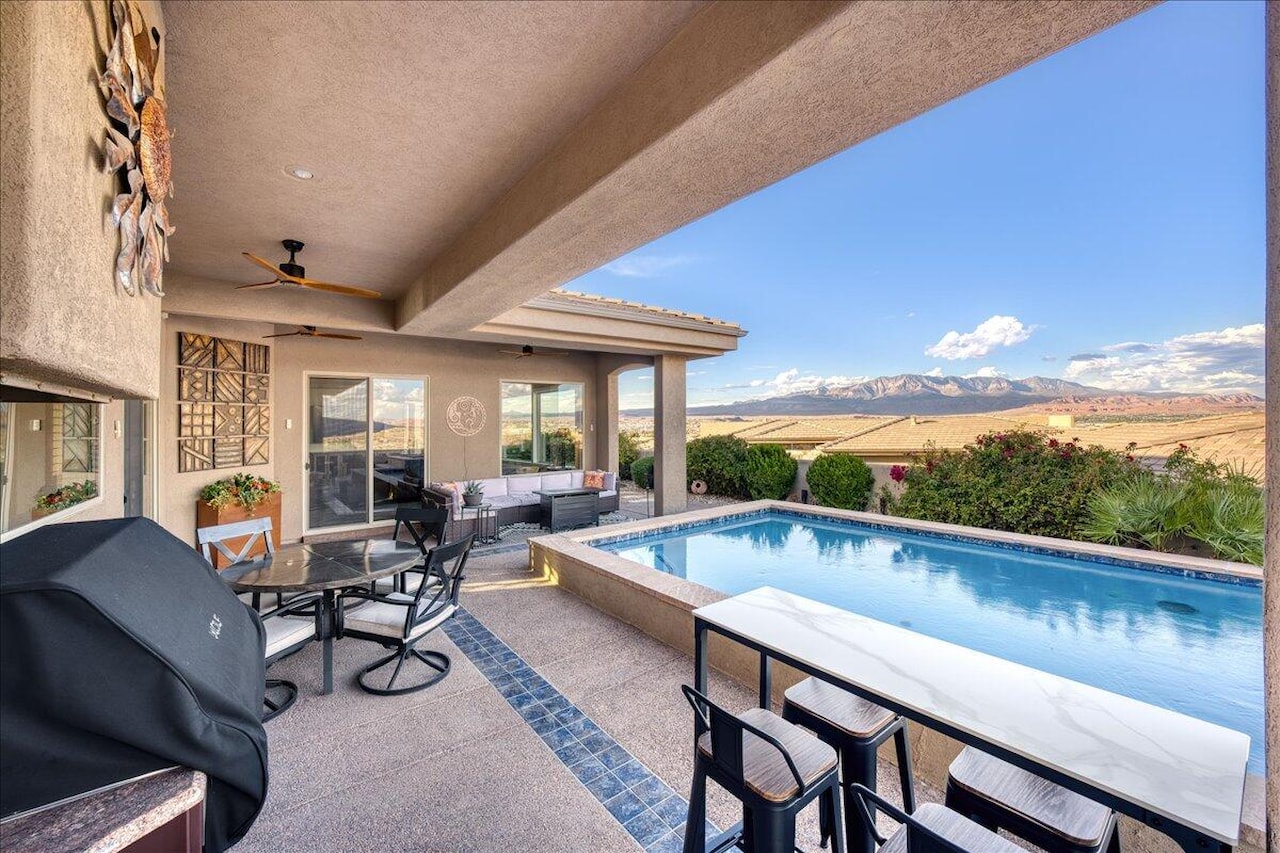 1815 S Paragon DR St George, UT 84790 home for sale, MLS#25-266264 - Erika Rogers Photo 10