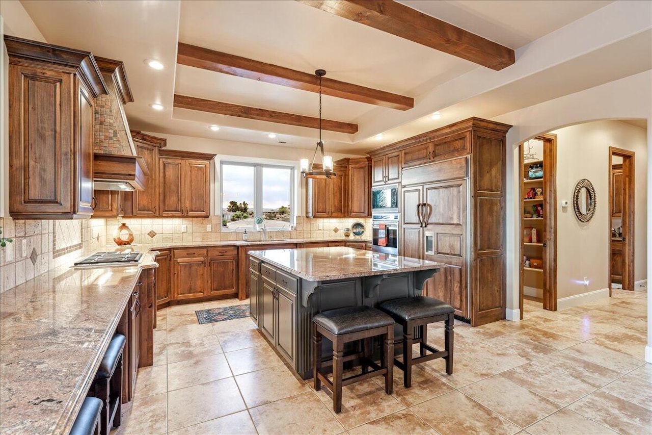 1815 S Paragon DR St George, UT 84790 home for sale, MLS#25-266264 - Erika Rogers Photo 18