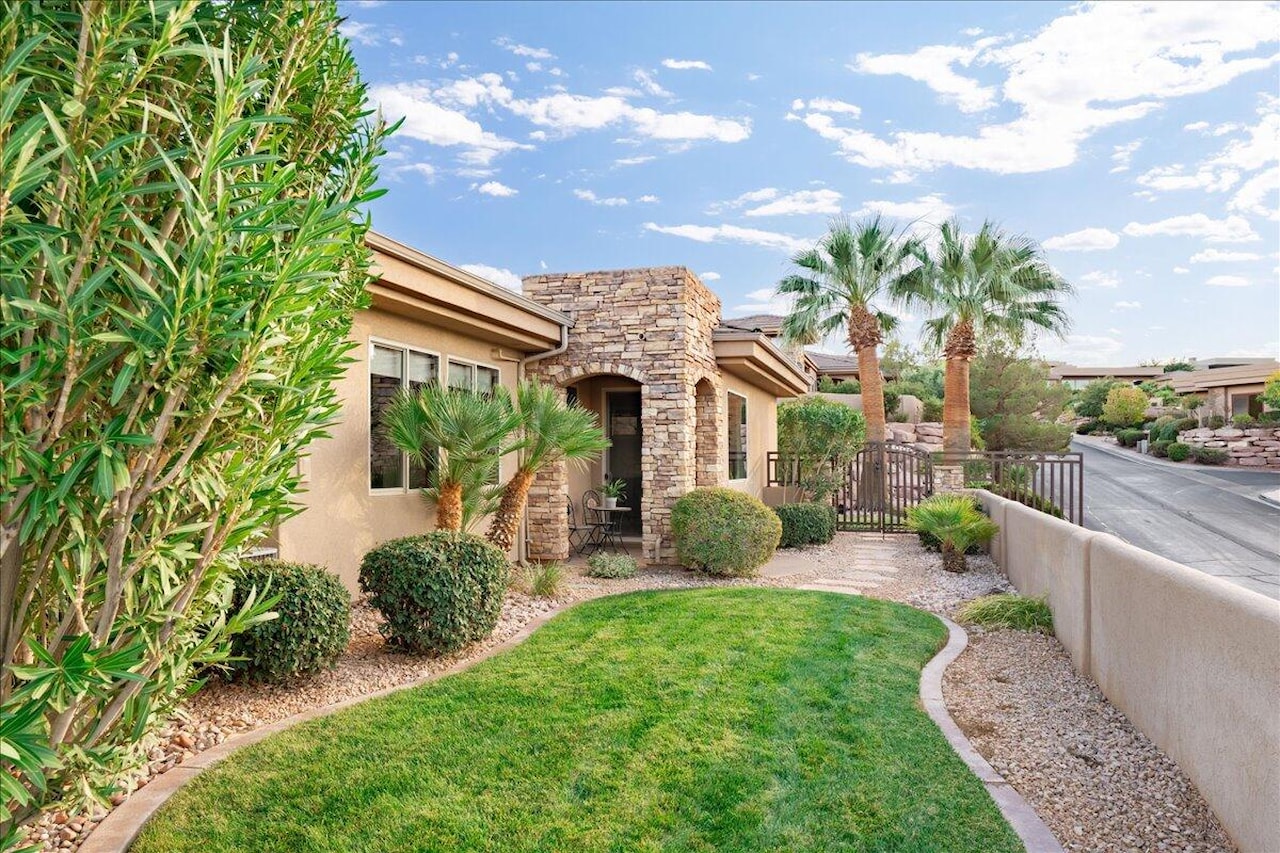 1815 S Paragon DR St George, UT 84790 home for sale, MLS#25-266264 - Erika Rogers Photo 48