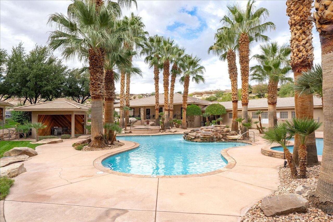 1815 S Paragon DR St George, UT 84790 home for sale, MLS#25-266264 - Erika Rogers Photo 58