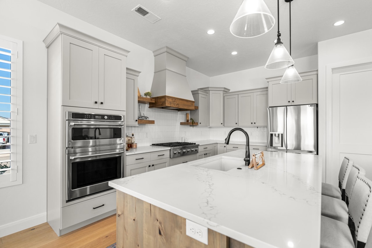 2726 E Ashwood LN St George, UT 84790 home for sale, MLS#25-265585 - Erika Rogers Photo 16