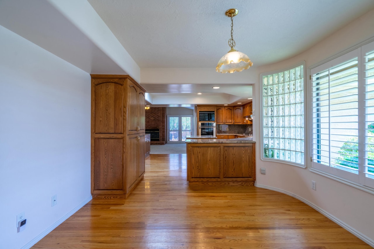 2952 S Jacob Hamblin DR St George, UT 84790 home for sale, MLS#25-264814 - Erika Rogers Photo 13