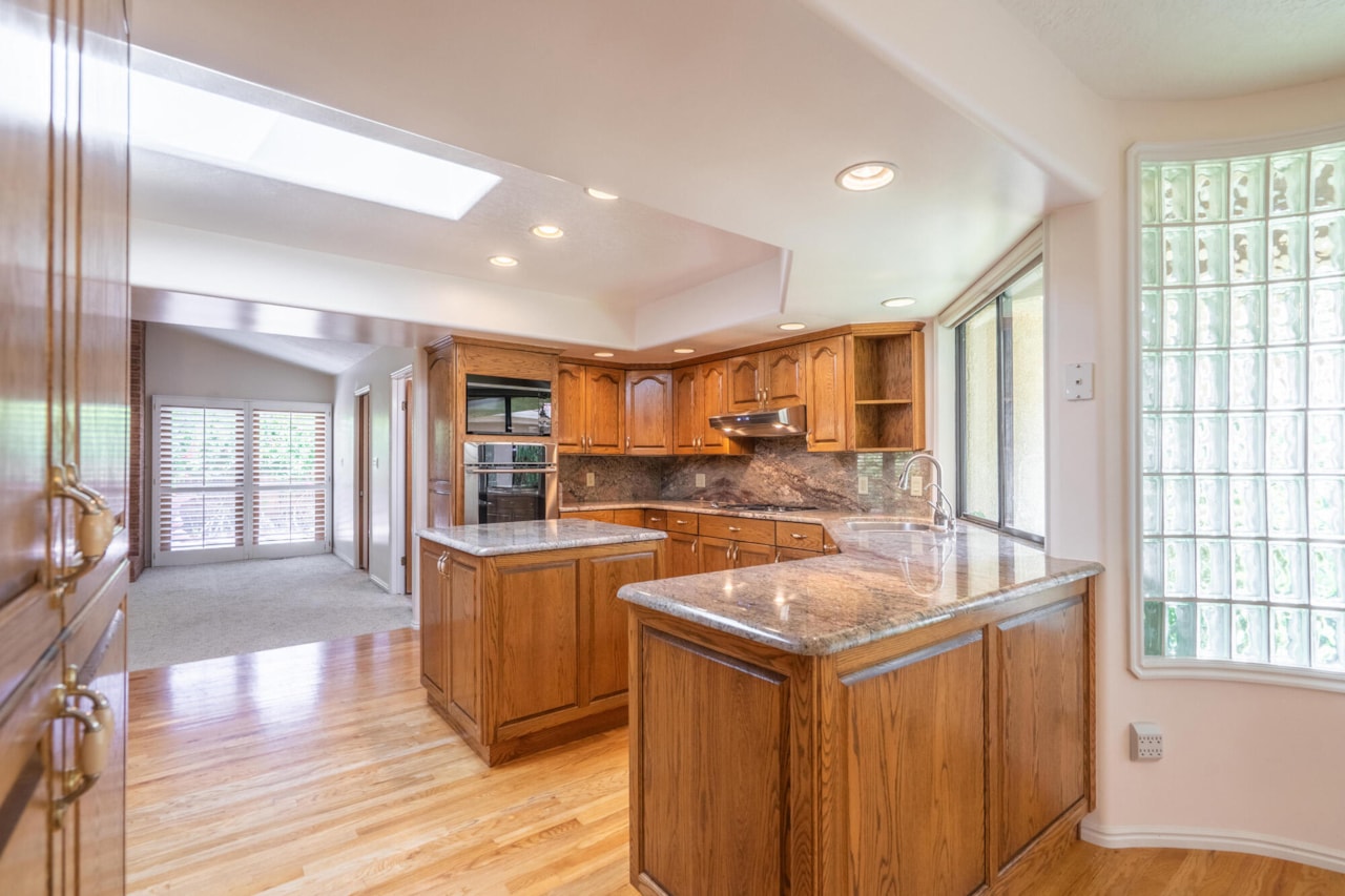 2952 S Jacob Hamblin DR St George, UT 84790 home for sale, MLS#25-264814 - Erika Rogers Photo 16