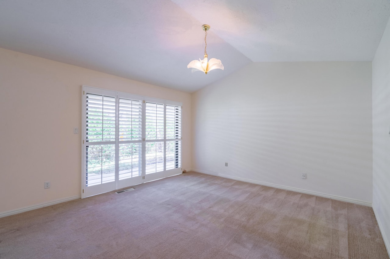 2952 S Jacob Hamblin DR St George, UT 84790 home for sale, MLS#25-264814 - Erika Rogers Photo 35