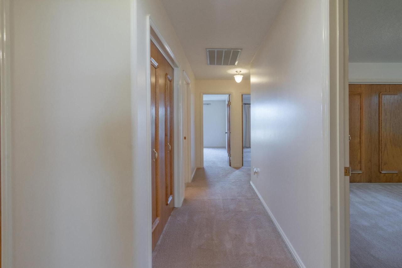 2952 S Jacob Hamblin DR St George, UT 84790 home for sale, MLS#25-264814 - Erika Rogers Photo 46