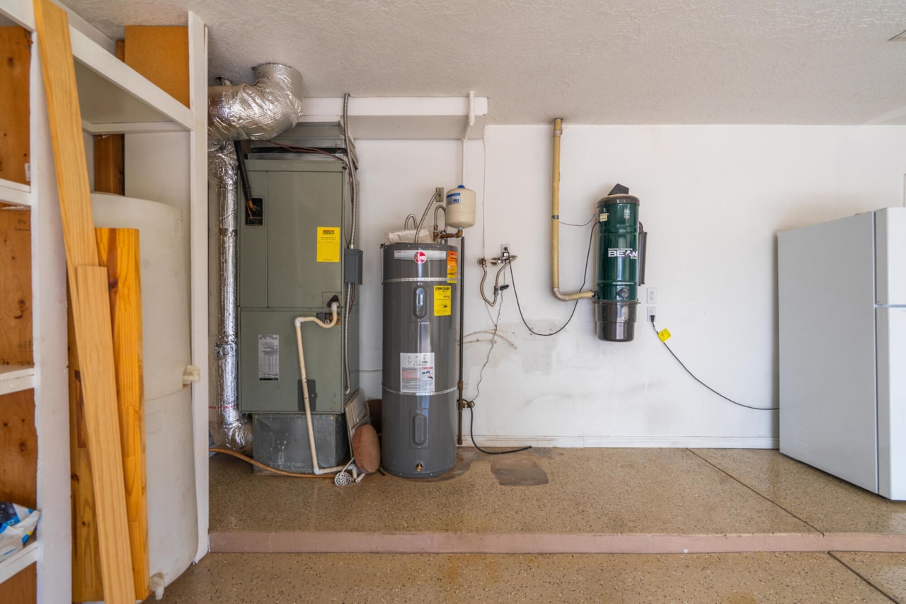 2952 S Jacob Hamblin DR St George, UT 84790 home for sale, MLS#25-264814 - Erika Rogers Photo 55