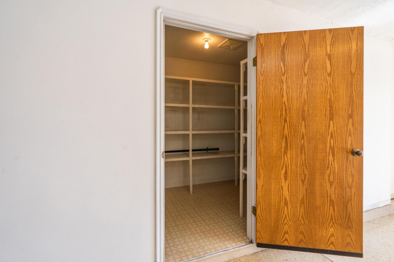 2952 S Jacob Hamblin DR St George, UT 84790 home for sale, MLS#25-264814 - Erika Rogers Photo 56