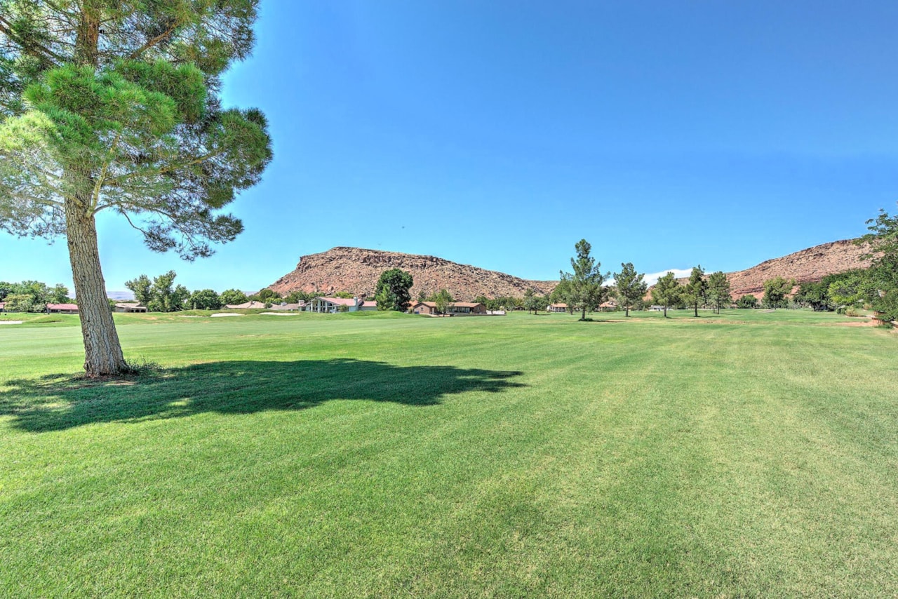 2952 S Jacob Hamblin DR St George, UT 84790 home for sale, MLS#25-264814 - Erika Rogers Photo 81