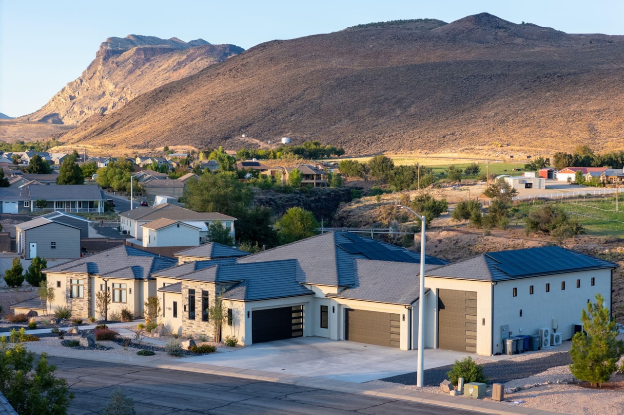 1115 S Westfield RD Toquerville, UT 84774 home for sale, MLS#25-265376 - Erika Rogers Photo 7