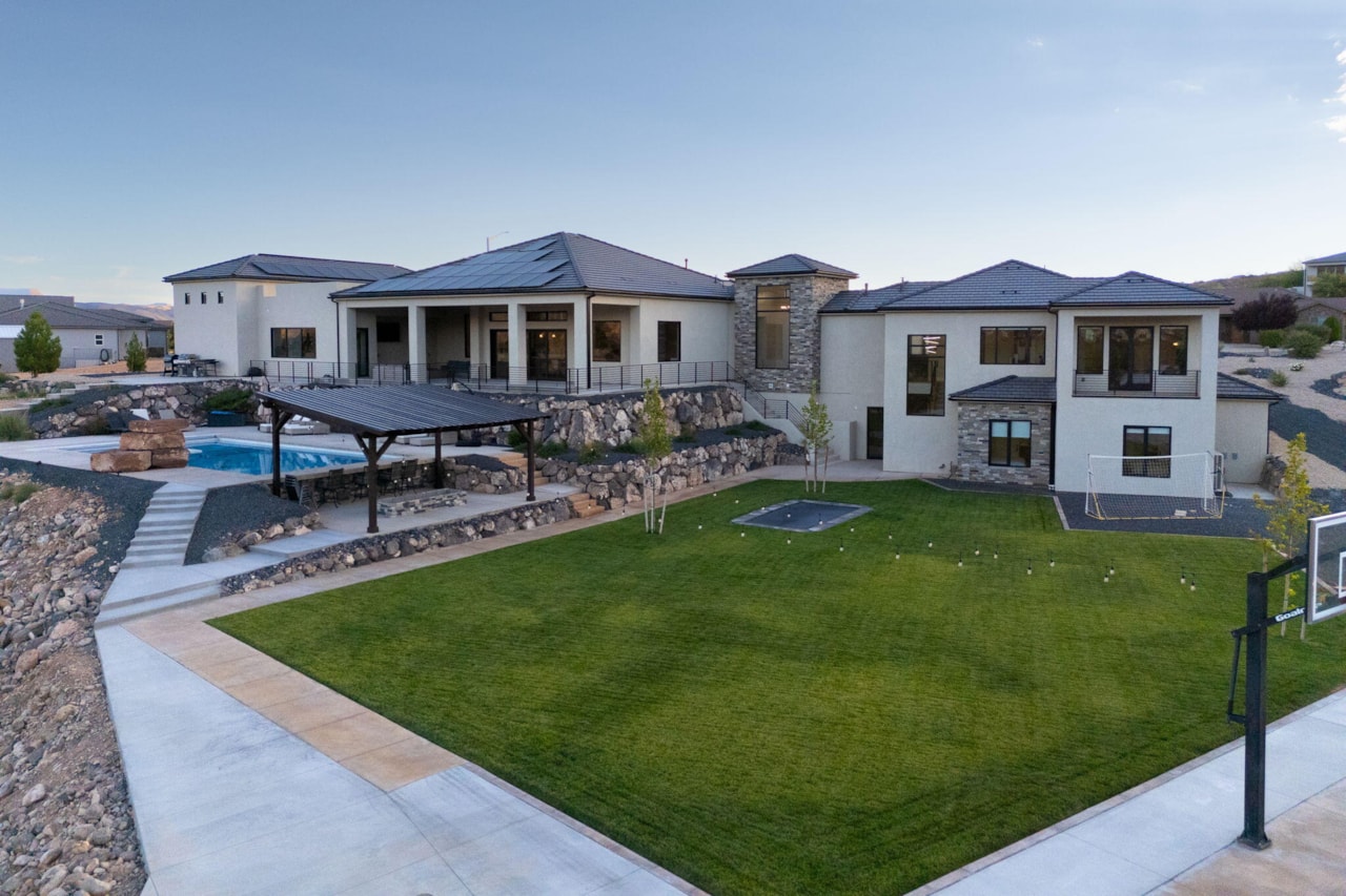 1115 S Westfield RD Toquerville, UT 84774 home for sale, MLS#25-265376 - Erika Rogers Photo 12