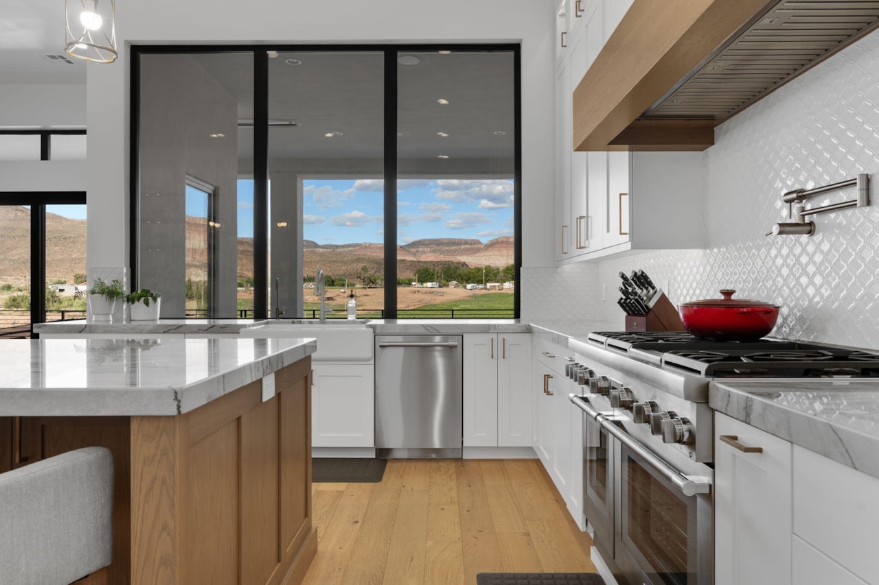 1115 S Westfield RD Toquerville, UT 84774 home for sale, MLS#25-265376 - Erika Rogers Photo 18