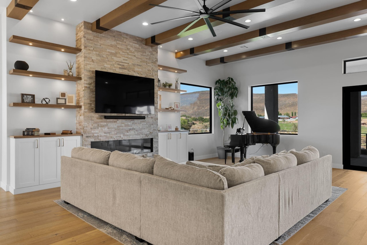 1115 S Westfield RD Toquerville, UT 84774 home for sale, MLS#25-265376 - Erika Rogers Photo 24