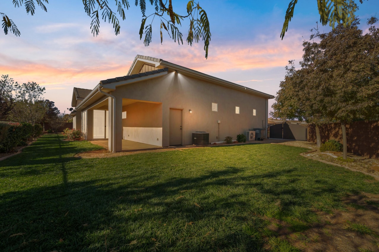 4707 S Homestead Way Washington, UT 84780 home for sale, MLS#25-267465 - Erika Rogers Photo 14