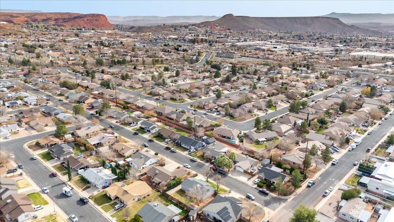 1628 W 1400  N St George, UT 84770 home for sale, MLS#26-267732 - Erika Rogers Photo 54