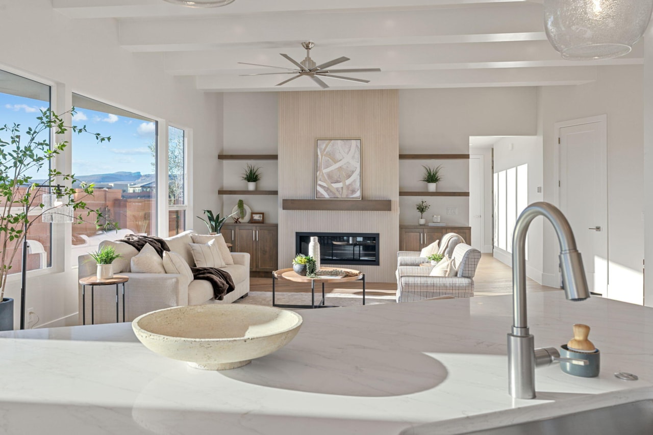 927 S 170  E Ivins, UT 84738 home for sale, MLS#26-267735 - Erika Rogers Photo 15