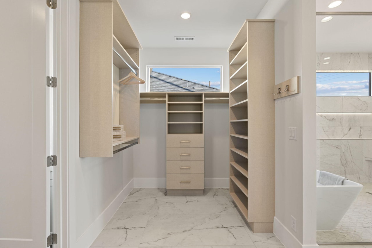 927 S 170  E Ivins, UT 84738 home for sale, MLS#26-267735 - Erika Rogers Photo 33