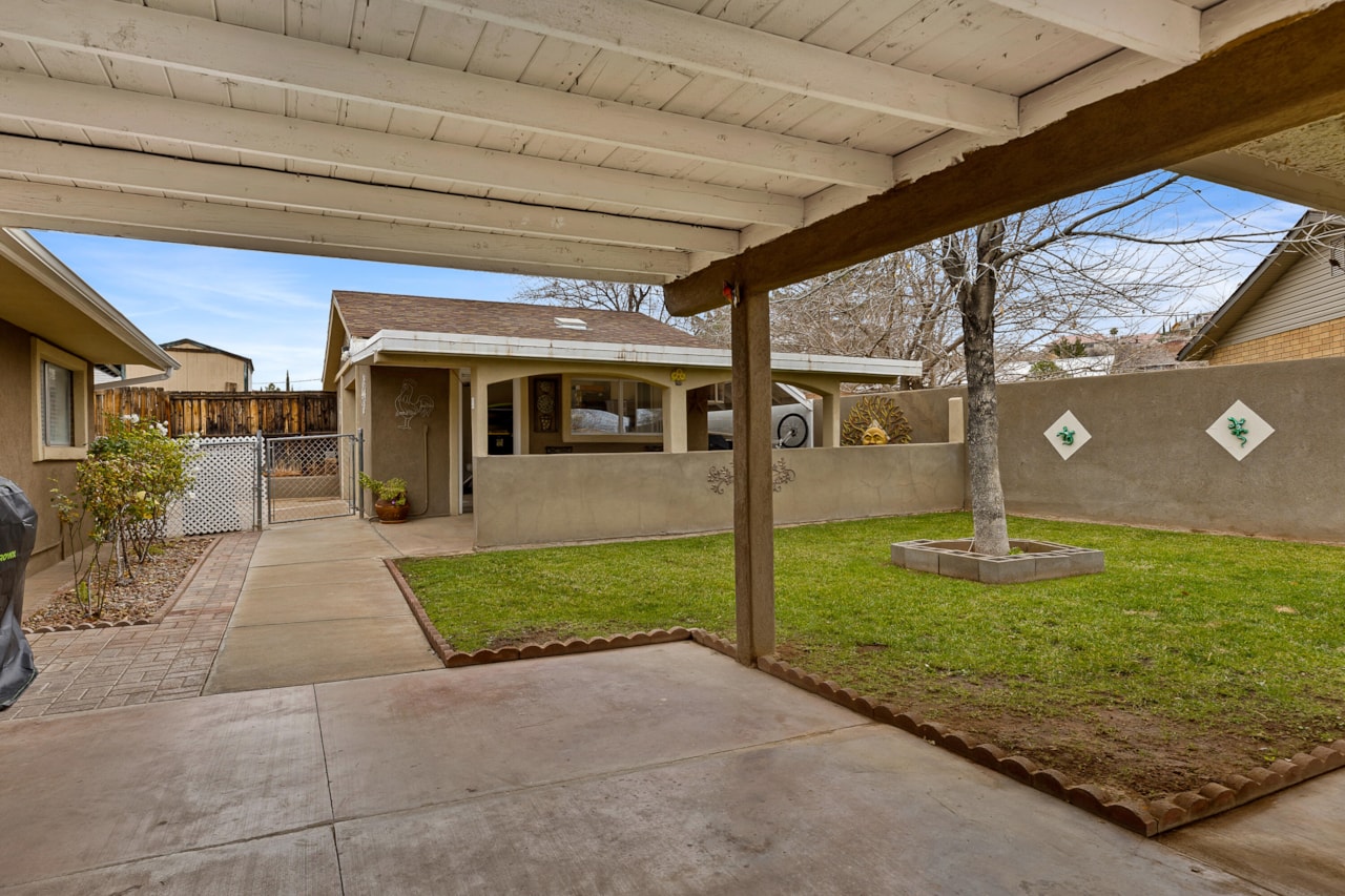 1162 W 610 N St George, UT 84770 home for sale, MLS#26-267739 - Erika Rogers Photo 5