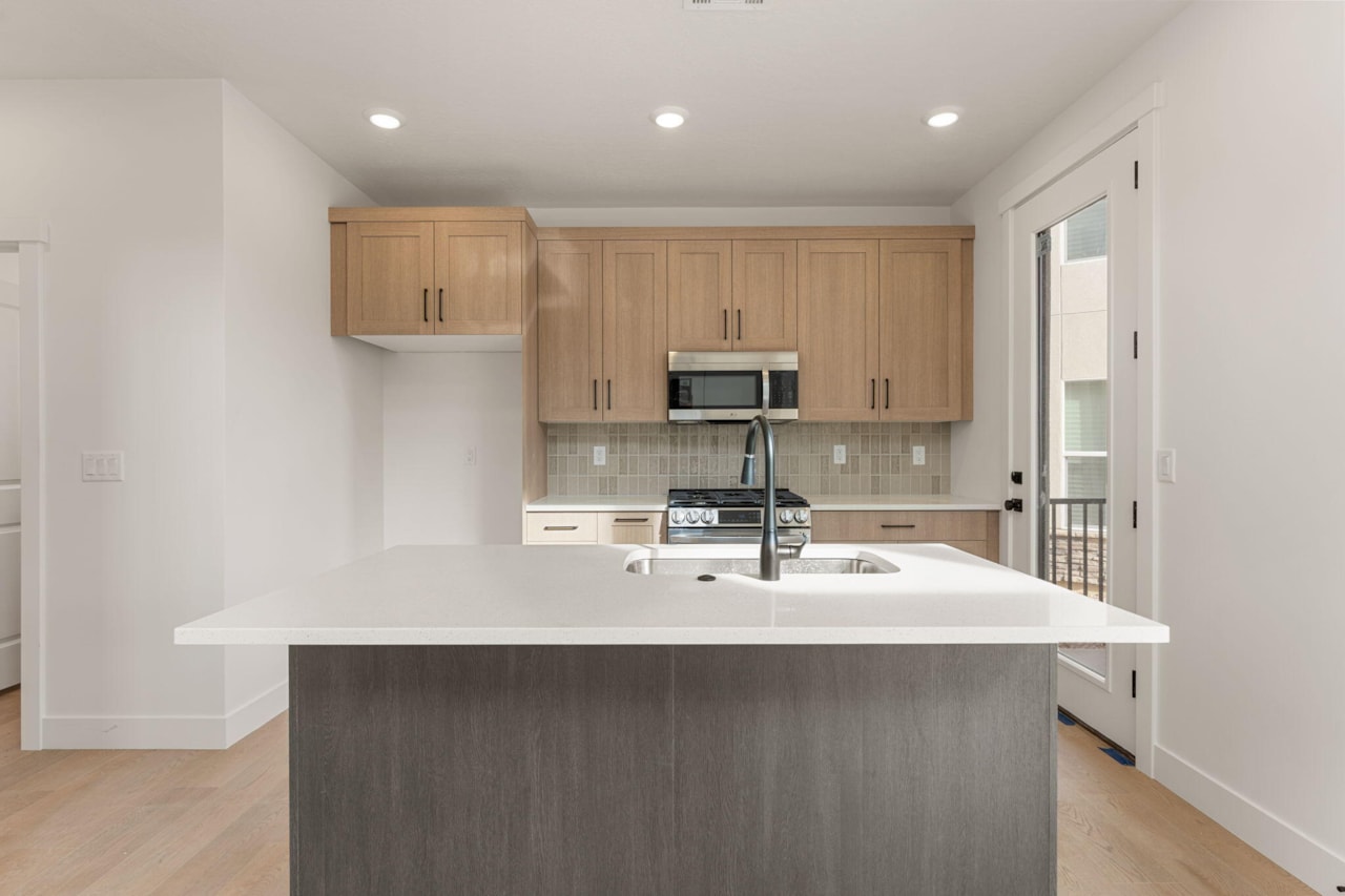 517 W Olive LN St George, UT 84790 home for sale, MLS#25-266750 - Erika Rogers Photo 14