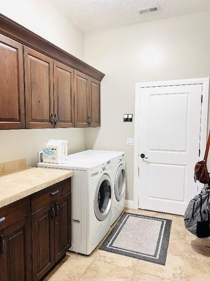 1052 N 1830 E CIR St George, UT 84770 home for sale, MLS#26-267712 - Erika Rogers Photo 22