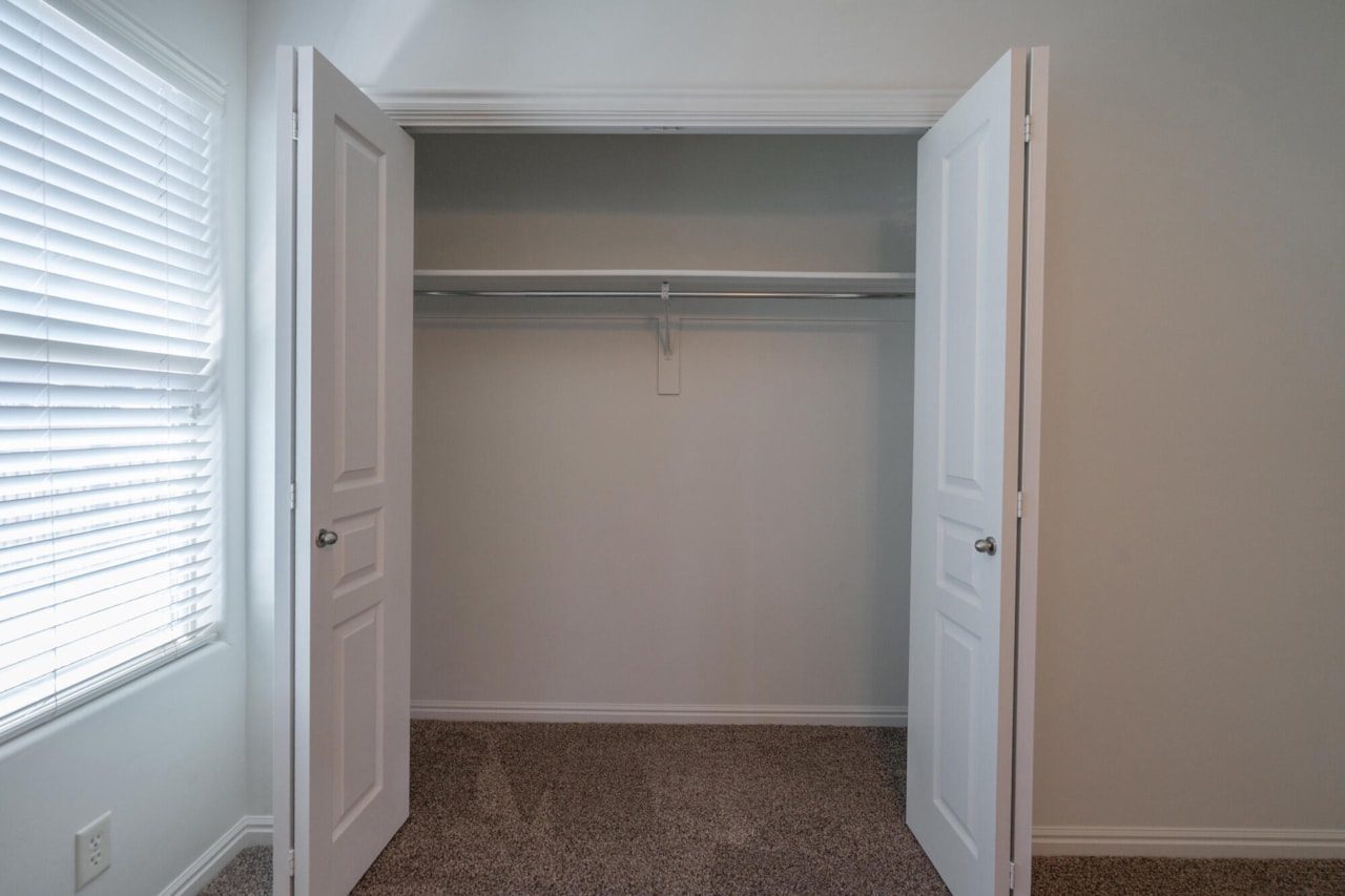 1574 N Sugar Plumb LN Washington, UT 84780 home for sale, MLS#25-261660 - Erika Rogers Photo 46