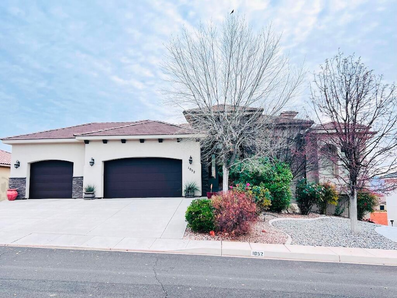 1052 N 1830 E CIR St George, UT 84770 home for sale, MLS#26-267712 - Erika Rogers Photo 3