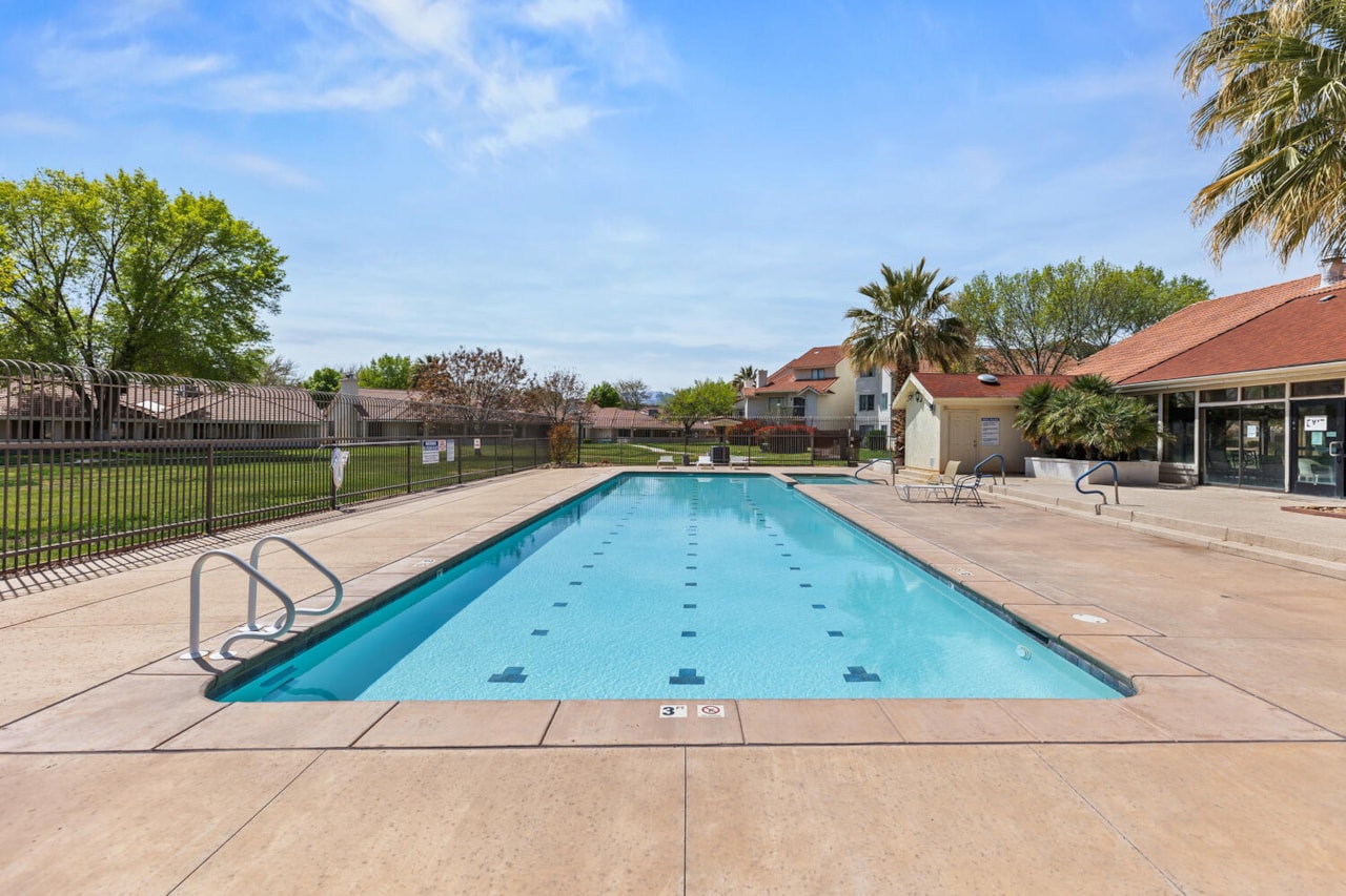 275 S Valley View #J102 St George, UT 84770 condo for sale, MLS#25-267706 - Erika Rogers Photo 13