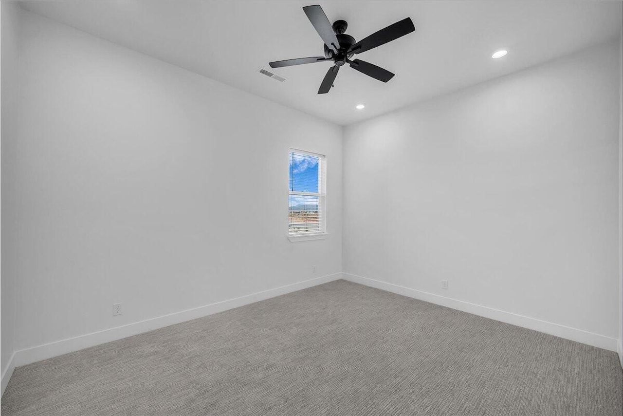 3344 S Guide Star Way Hurricane, UT 84737 home for sale, MLS#25-267640 - Erika Rogers Photo 20