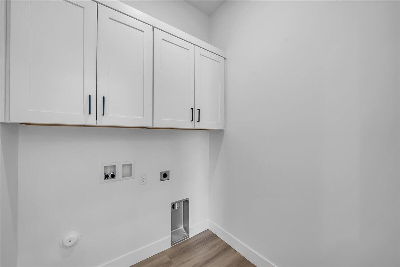 3344 S Guide Star Way Hurricane, UT 84737 home for sale, MLS#25-267640 - Erika Rogers Photo 22