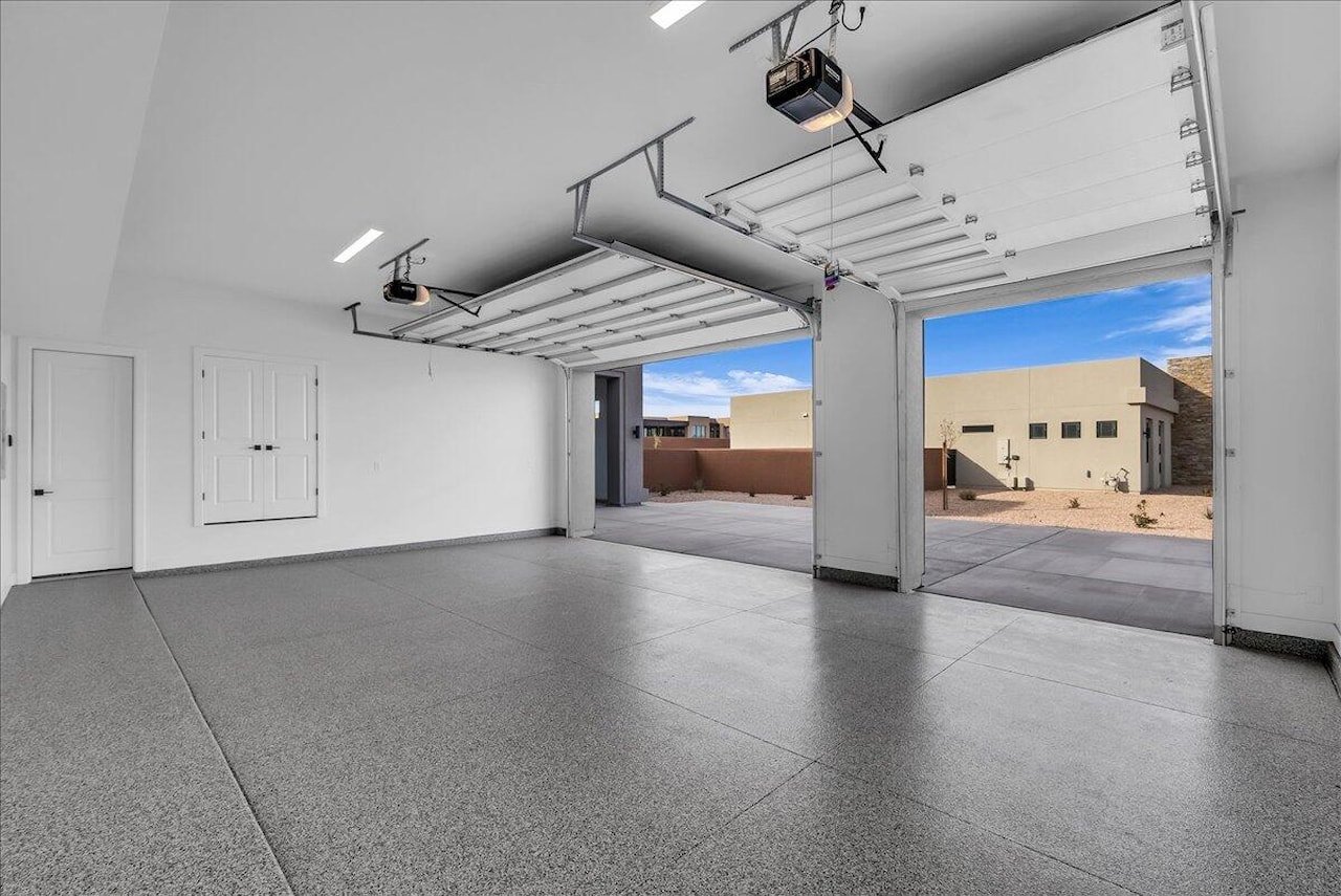 3344 S Guide Star Way Hurricane, UT 84737 home for sale, MLS#25-267640 - Erika Rogers Photo 23