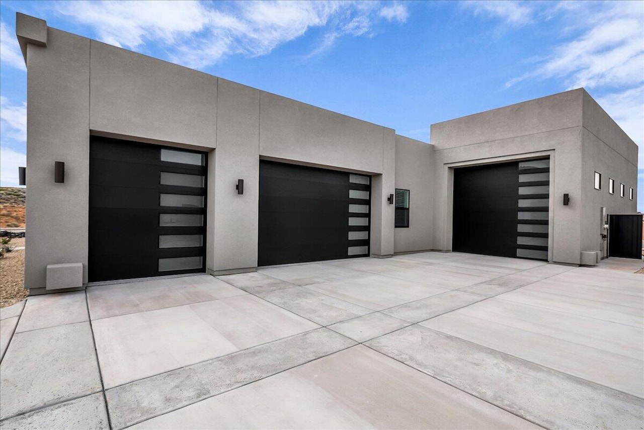 3344 S Guide Star Way Hurricane, UT 84737 home for sale, MLS#25-267640 - Erika Rogers Photo 27