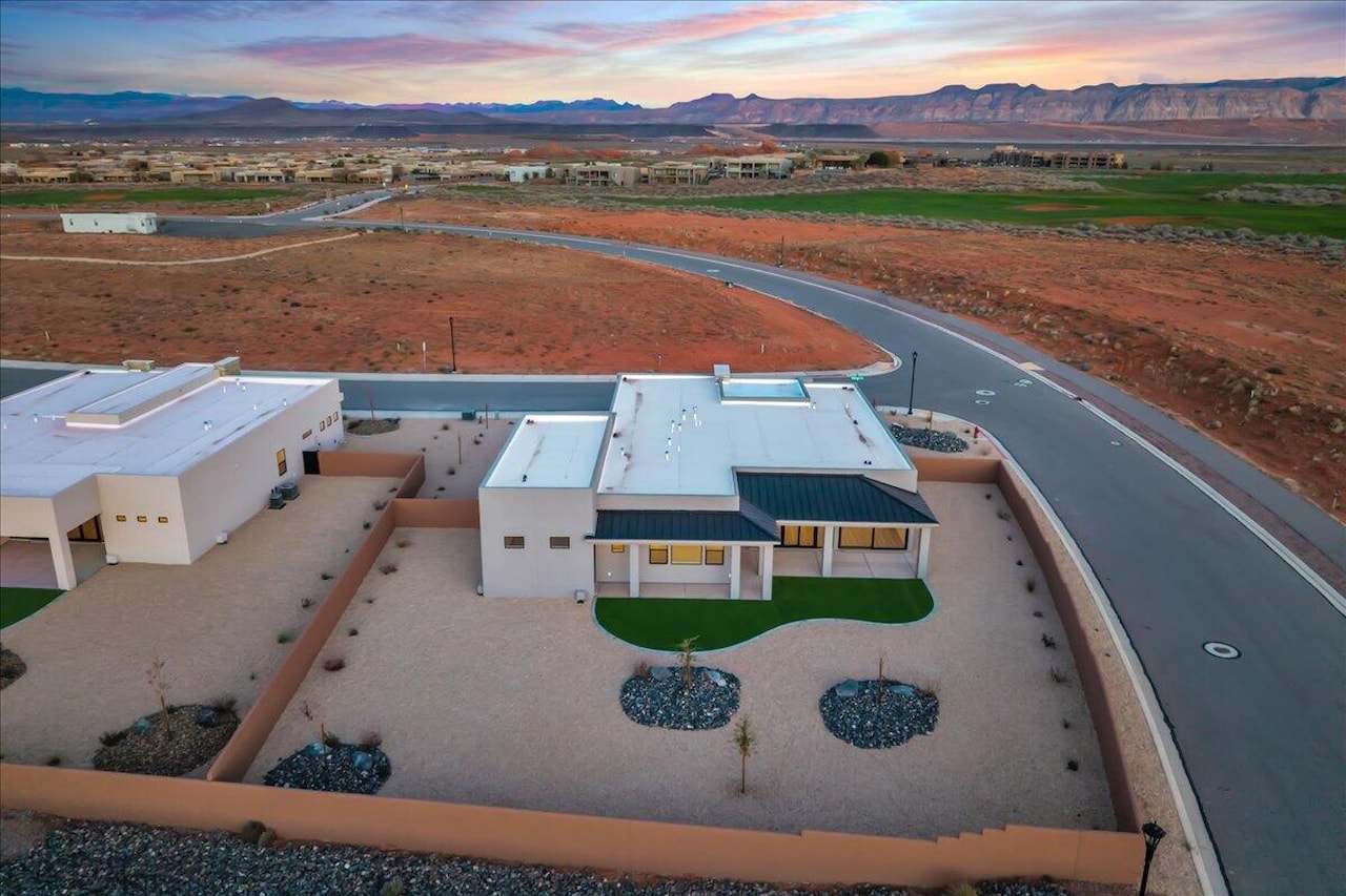 3344 S Guide Star Way Hurricane, UT 84737 home for sale, MLS#25-267640 - Erika Rogers Photo 36