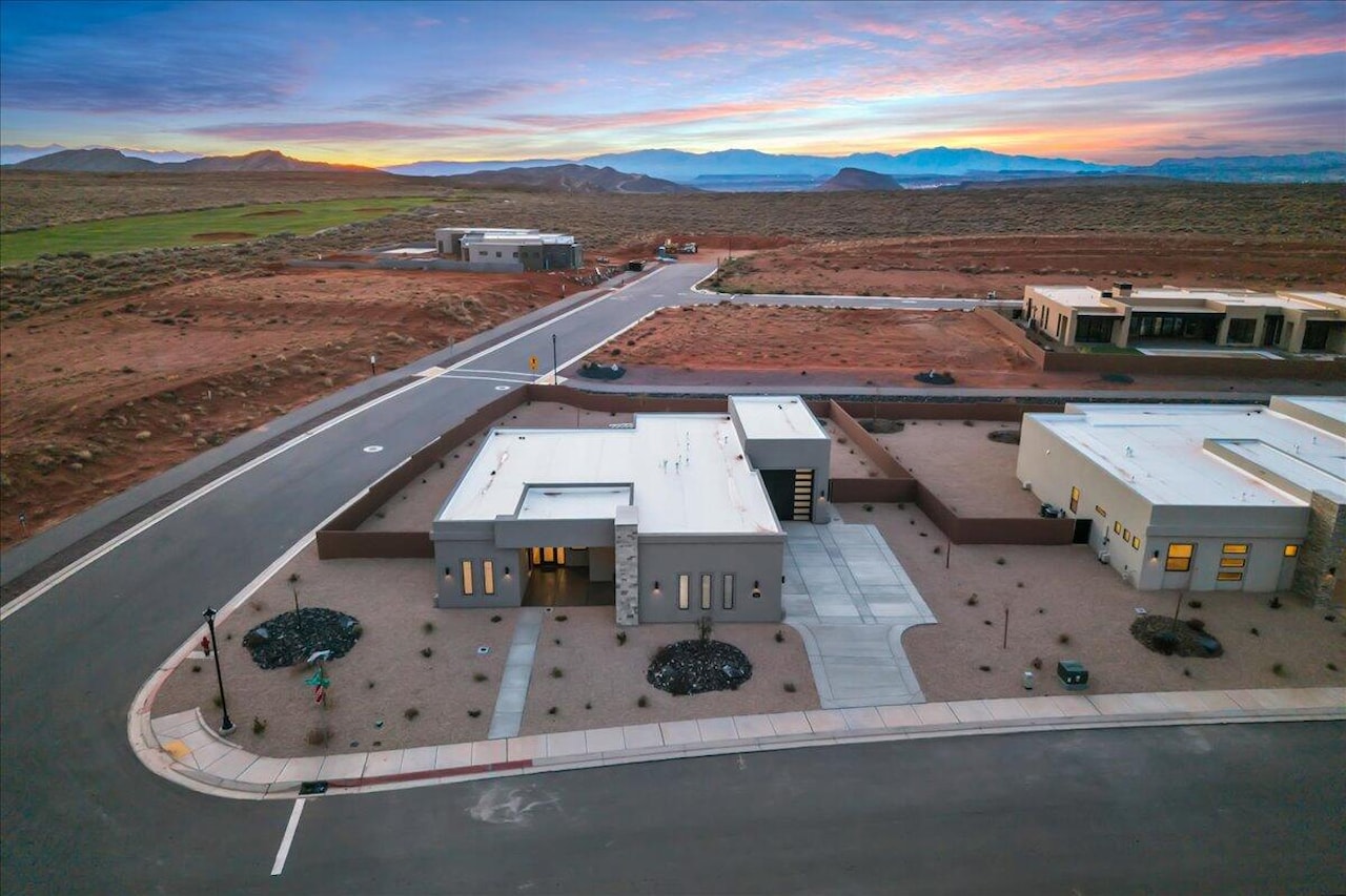 3344 S Guide Star Way Hurricane, UT 84737 home for sale, MLS#25-267640 - Erika Rogers Photo 53