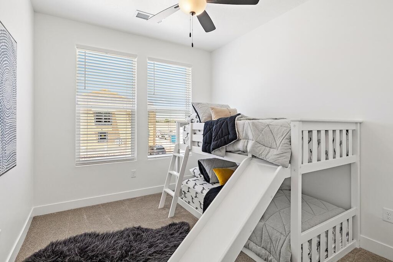 1078 W Albertine LN St George, UT 84790 home for sale, MLS#26-267721 - Erika Rogers Photo 28