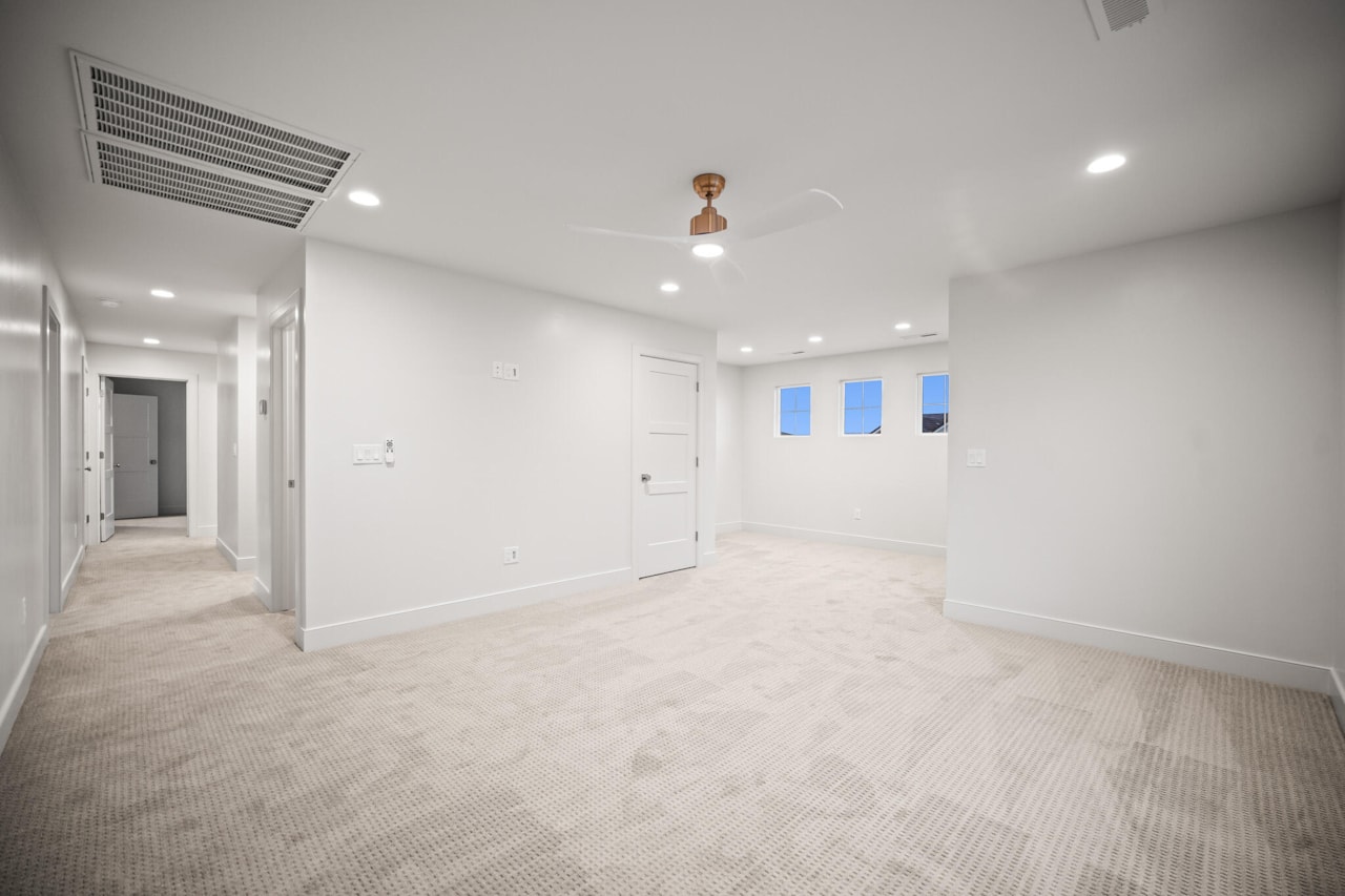 4154 E El Capitan Way St George, UT 84790 home for sale, MLS#25-267540 - Erika Rogers Photo 29