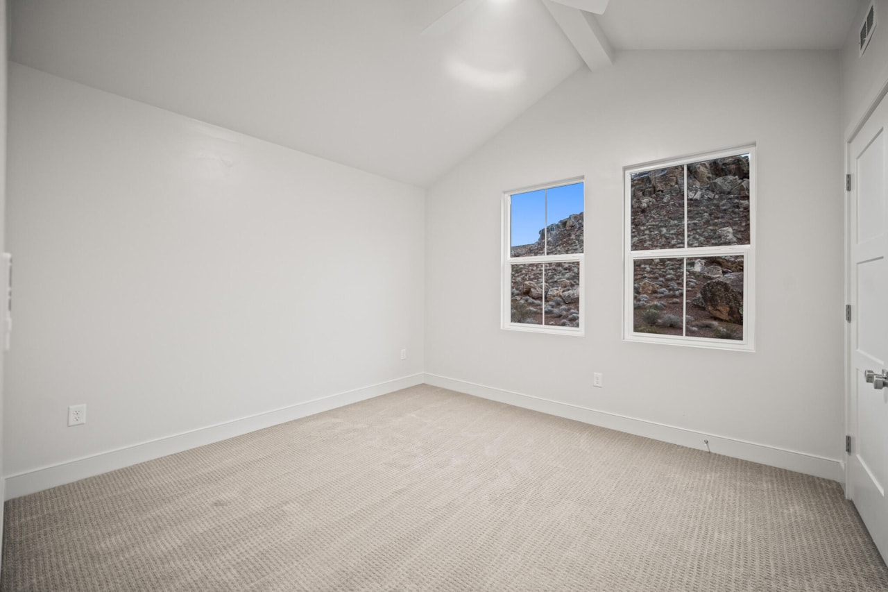 4154 E El Capitan Way St George, UT 84790 home for sale, MLS#25-267540 - Erika Rogers Photo 36