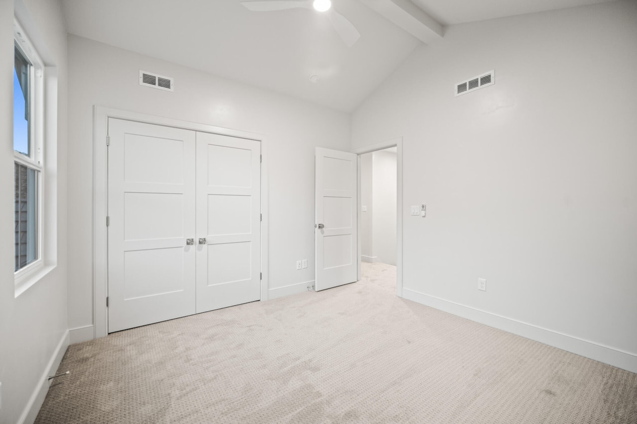 4154 E El Capitan Way St George, UT 84790 home for sale, MLS#25-267540 - Erika Rogers Photo 38