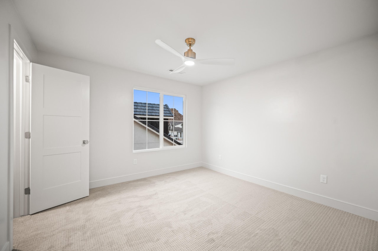 4154 E El Capitan Way St George, UT 84790 home for sale, MLS#25-267540 - Erika Rogers Photo 43