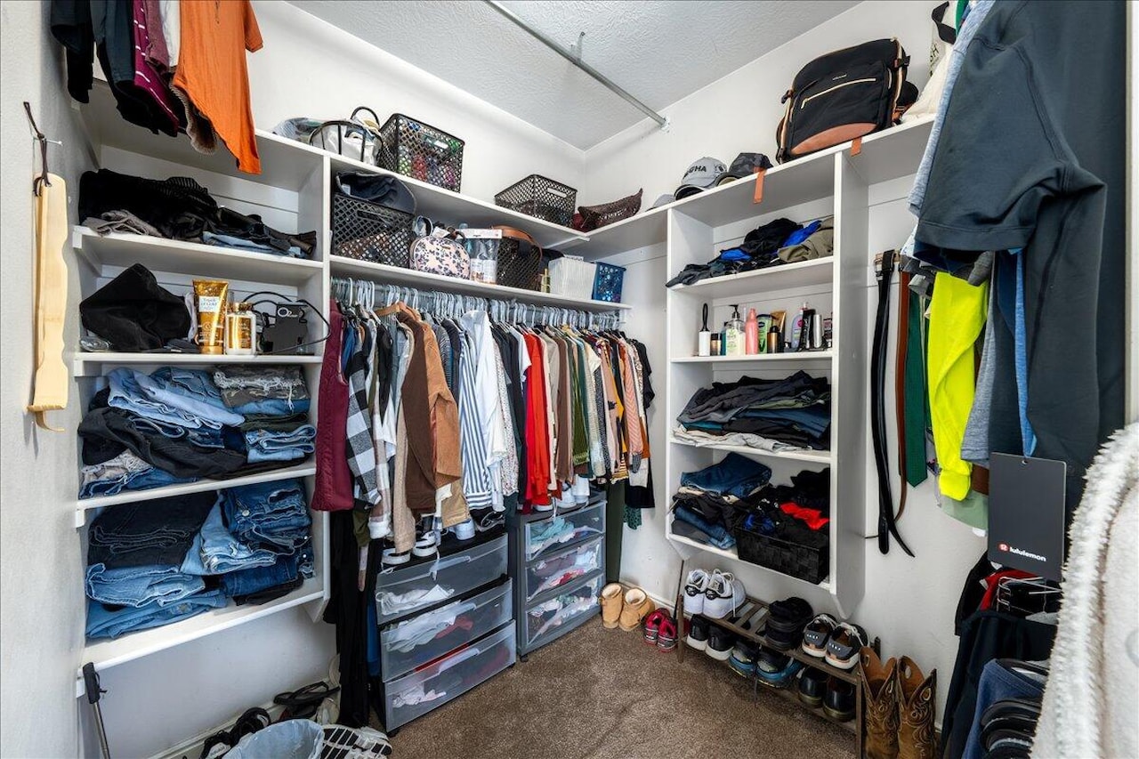 5 S Crimson CIR St George, UT 84790 home for sale, MLS#25-267707 - Erika Rogers Photo 23