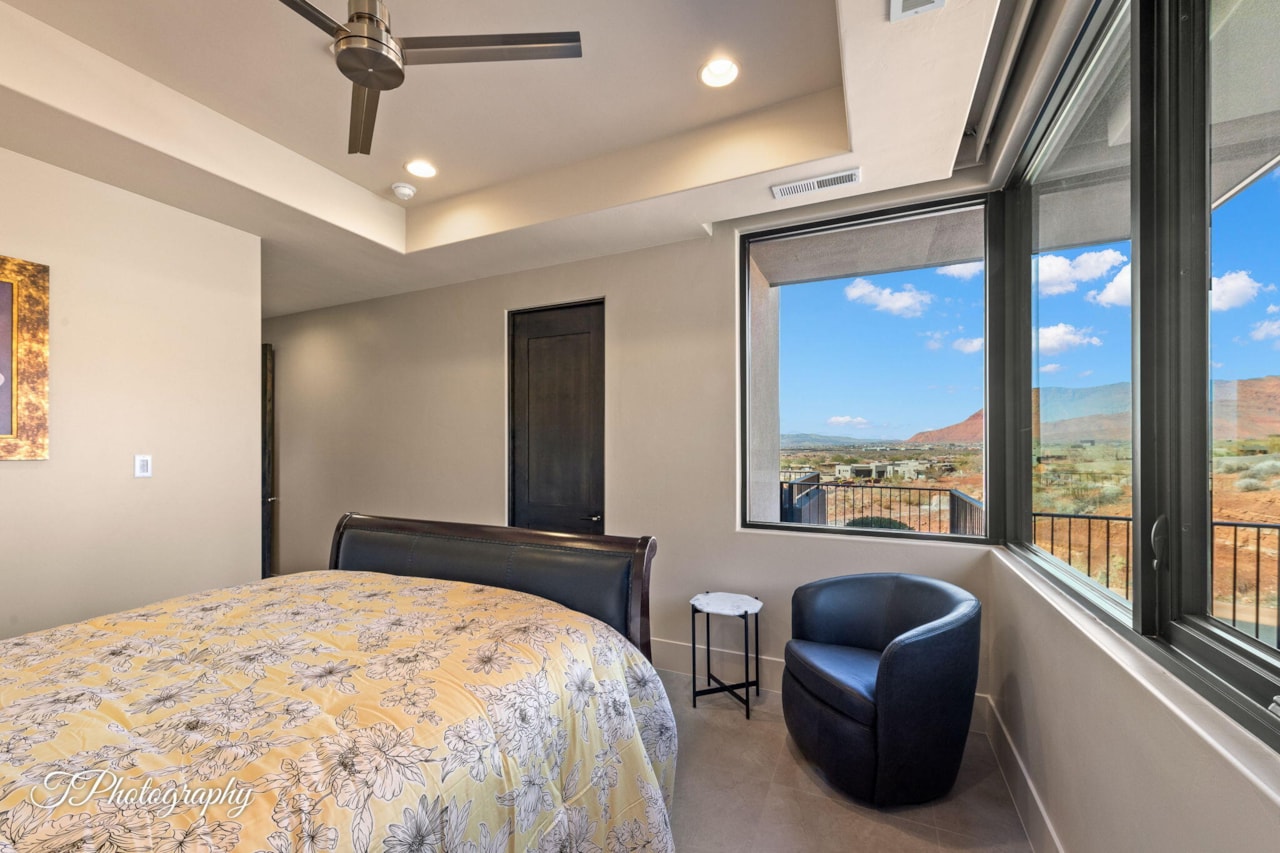 2001 W Greyhawk CIR St George, UT 84770 home for sale, MLS#25-267709 - Erika Rogers Photo 38