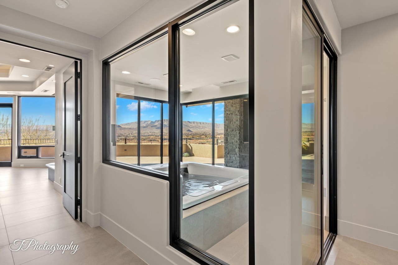 2001 W Greyhawk CIR St George, UT 84770 home for sale, MLS#25-267709 - Erika Rogers Photo 43