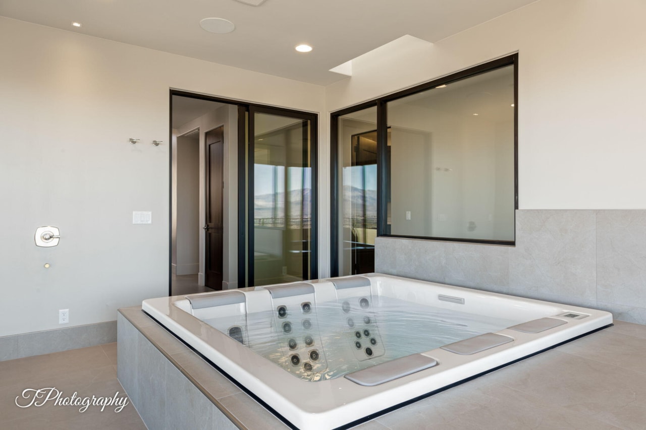 2001 W Greyhawk CIR St George, UT 84770 home for sale, MLS#25-267709 - Erika Rogers Photo 44