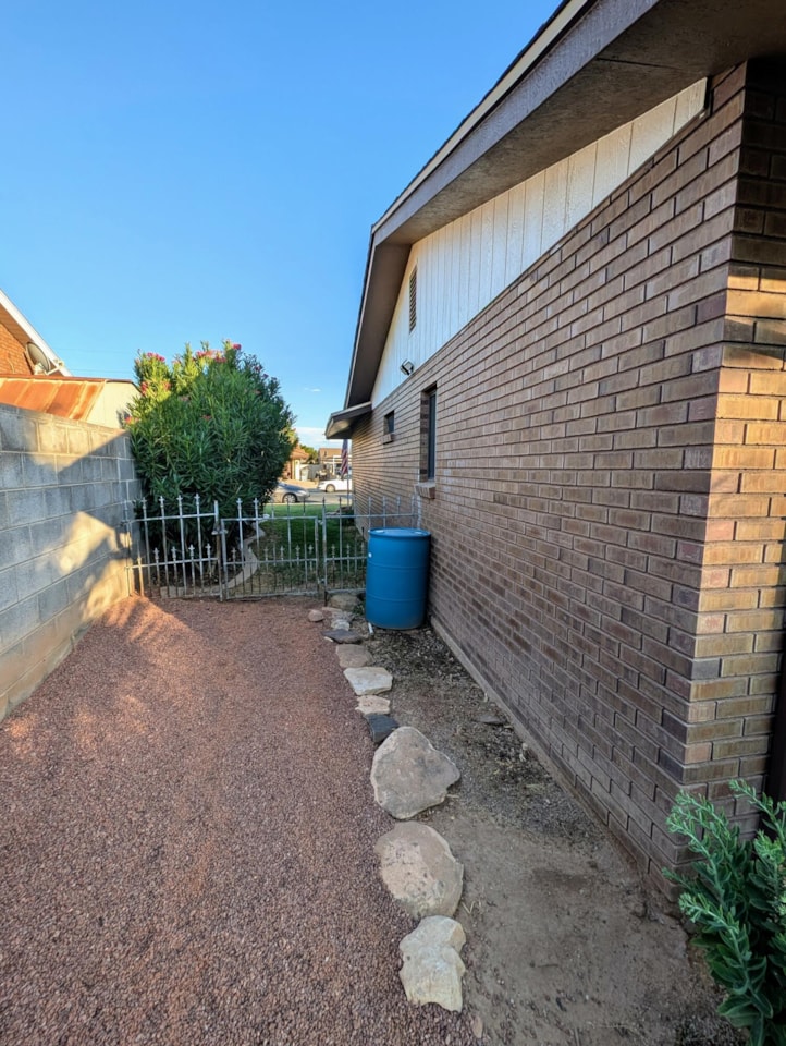 635 E Concord Way S St George, UT 84770 home for sale, MLS#26-267731 - Erika Rogers Photo 34