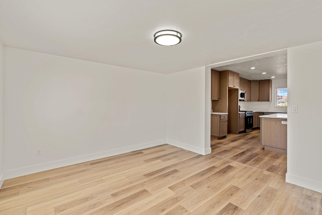 372 N Quail Ridge DR Washington, UT 84780 home for sale, MLS#26-267748 - Erika Rogers Photo 15