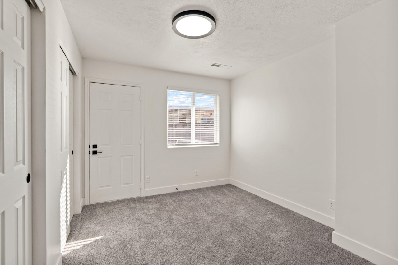 372 N Quail Ridge DR Washington, UT 84780 home for sale, MLS#26-267748 - Erika Rogers Photo 33