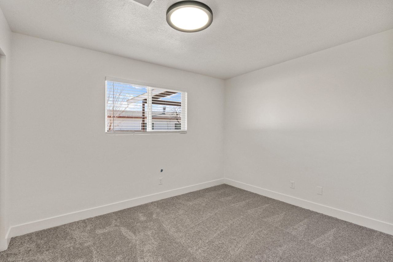 372 N Quail Ridge DR Washington, UT 84780 home for sale, MLS#26-267748 - Erika Rogers Photo 35