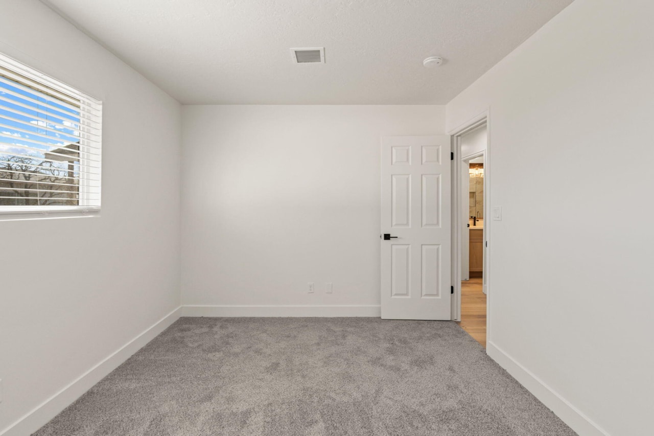 372 N Quail Ridge DR Washington, UT 84780 home for sale, MLS#26-267748 - Erika Rogers Photo 21