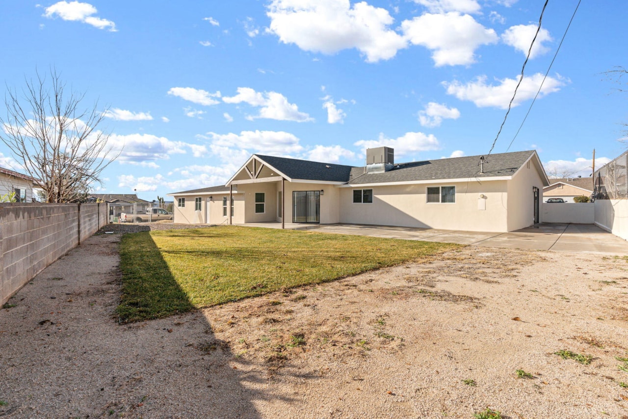 372 N Quail Ridge DR Washington, UT 84780 home for sale, MLS#26-267748 - Erika Rogers Photo 40