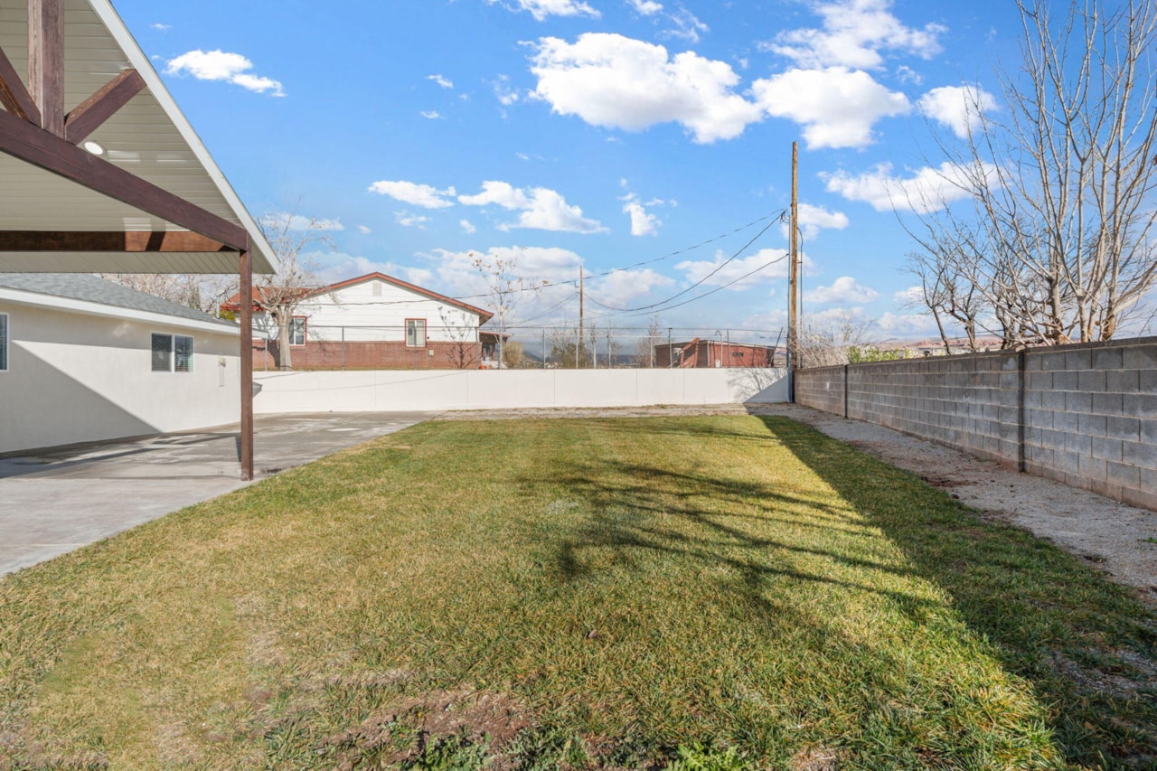 372 N Quail Ridge DR Washington, UT 84780 home for sale, MLS#26-267748 - Erika Rogers Photo 42